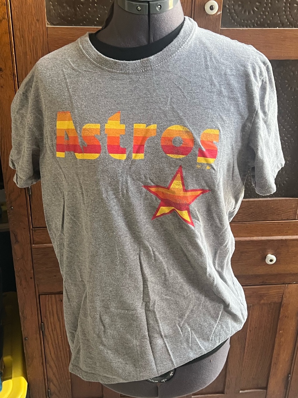 Astros Grey Graphic Tee with Retro Stripe Logo by 47 size L